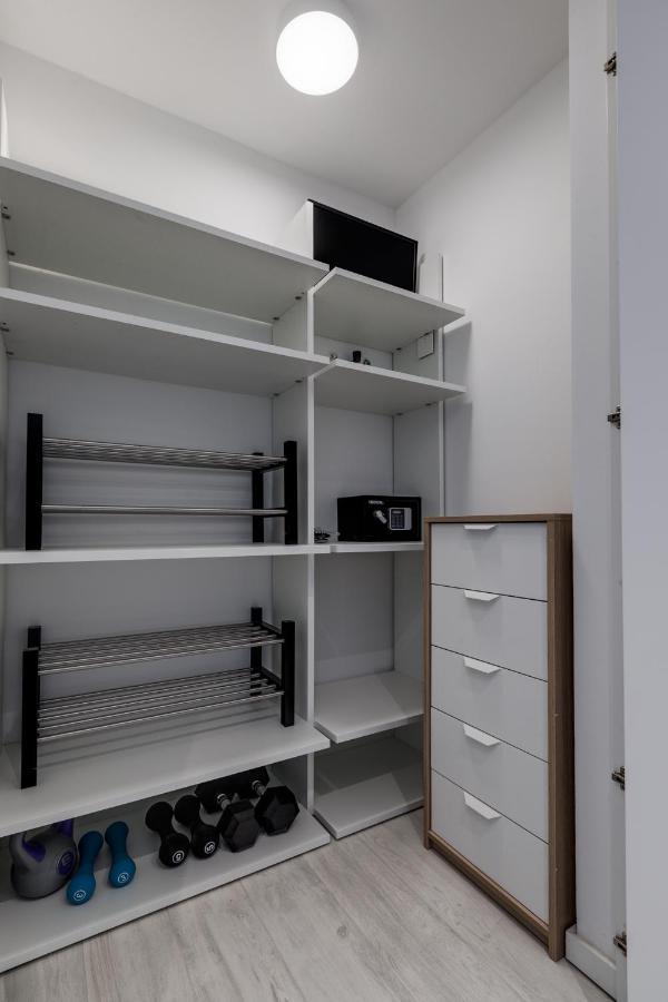 Modern Apartment In The Center Of St Julians By Arcobnb San Ġiljan Buitenkant foto