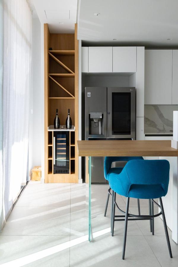 Modern Apartment In The Center Of St Julians By Arcobnb San Ġiljan Buitenkant foto
