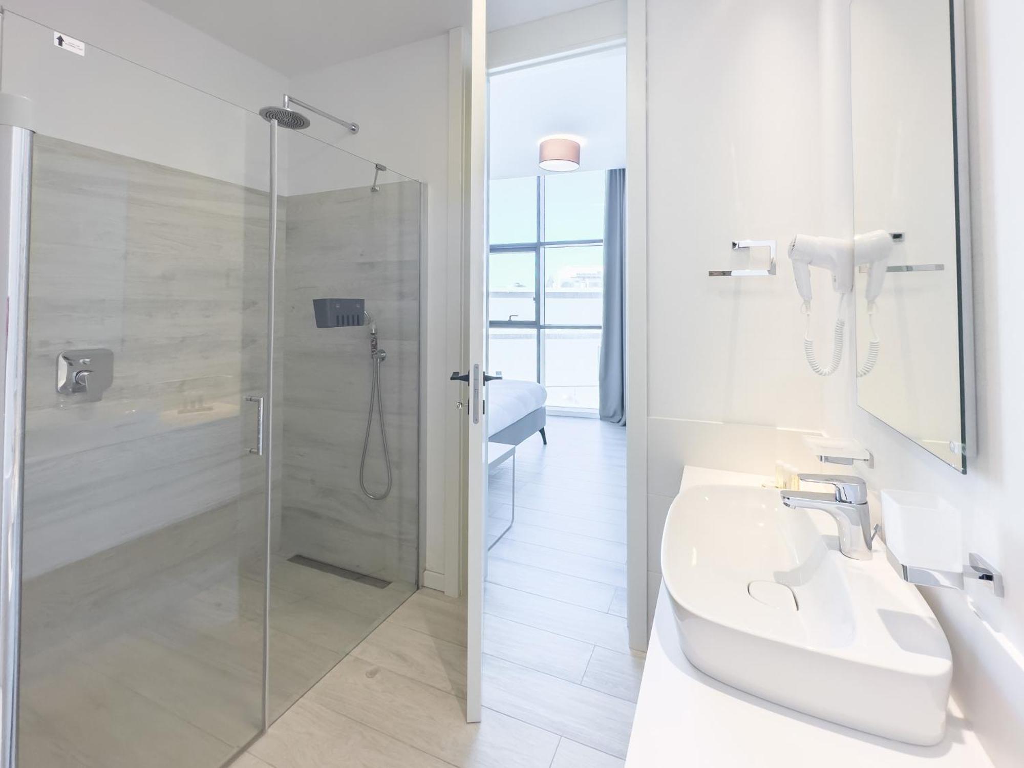Modern Apartment In The Center Of St Julians By Arcobnb San Ġiljan Buitenkant foto