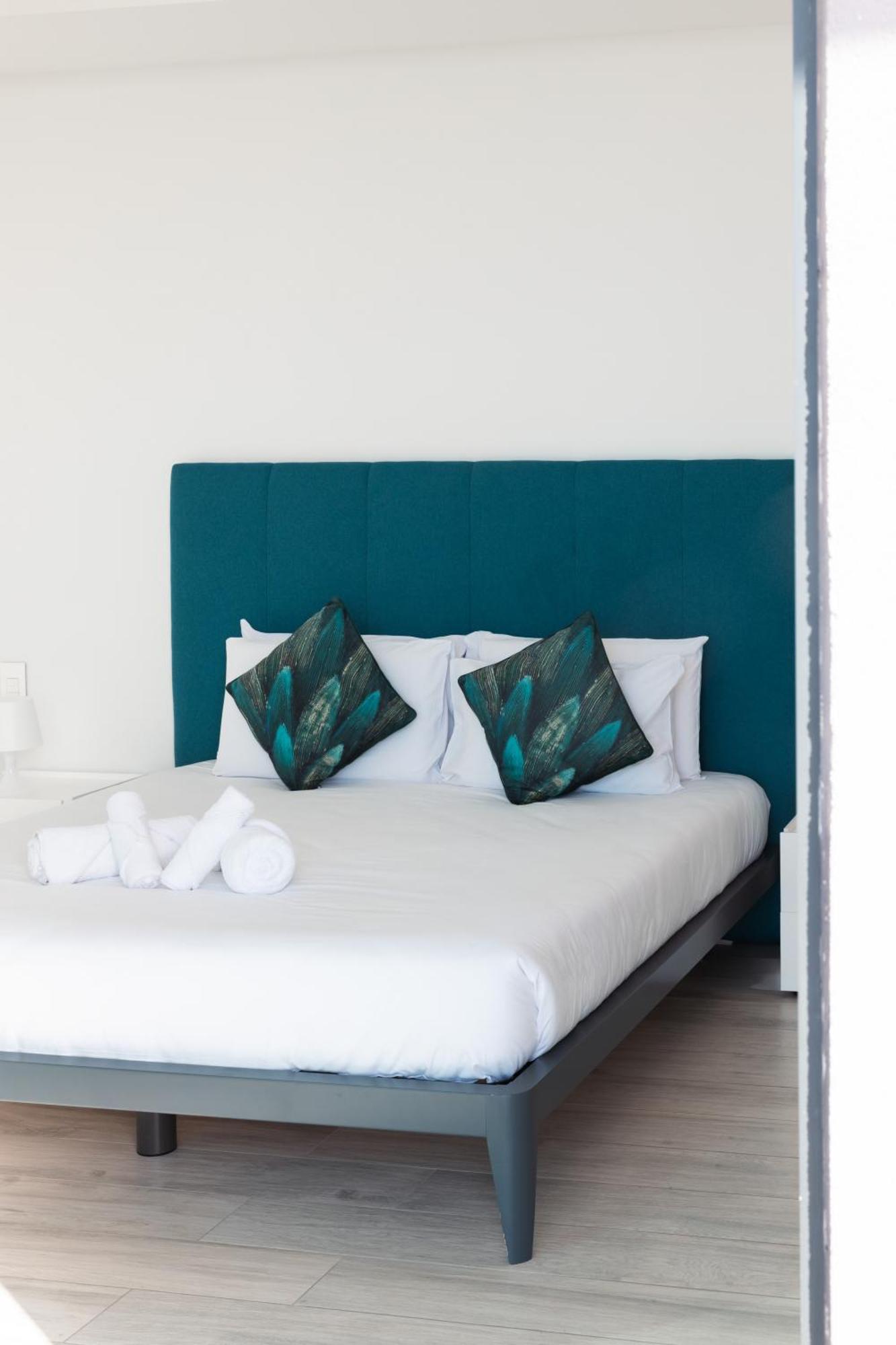 Modern Apartment In The Center Of St Julians By Arcobnb San Ġiljan Buitenkant foto