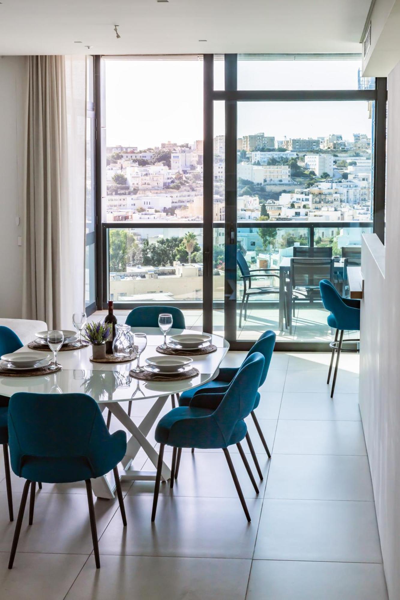 Modern Apartment In The Center Of St Julians By Arcobnb San Ġiljan Buitenkant foto