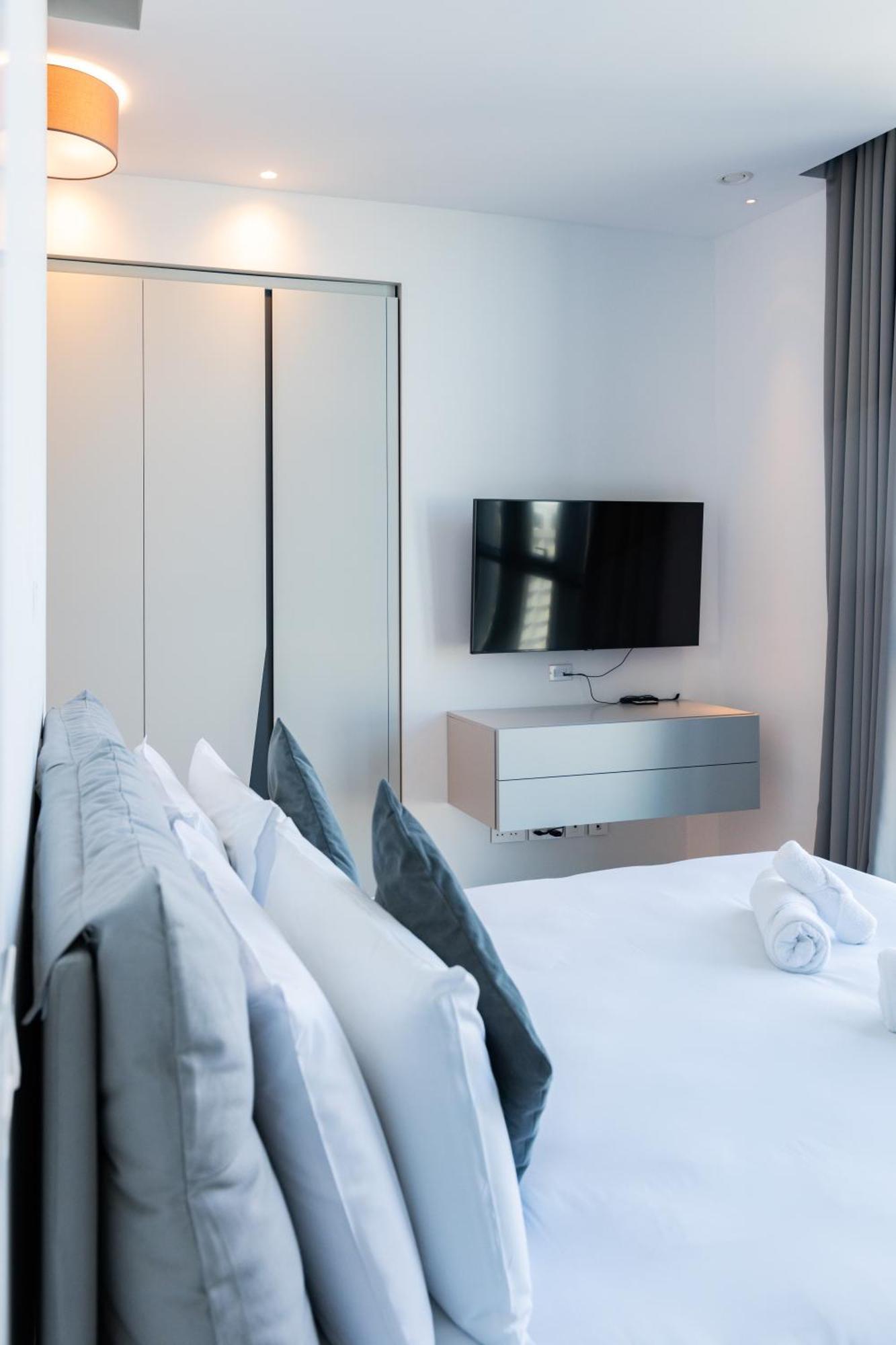 Modern Apartment In The Center Of St Julians By Arcobnb San Ġiljan Buitenkant foto